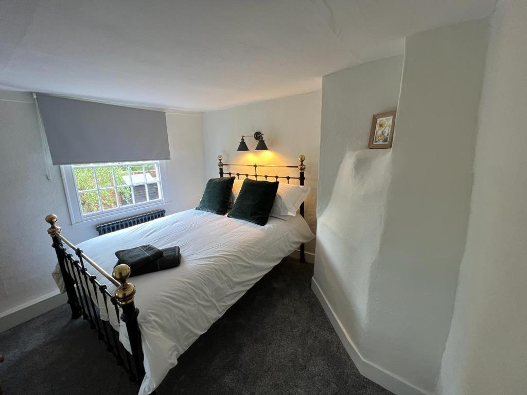 The Cottage, 13 Golden Sq. Tenterden Eksteriør billede